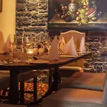 Greville Arms מולינגאר