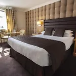 מלון Greville Arms