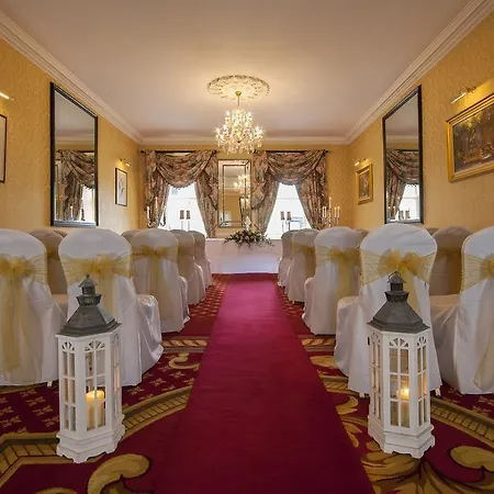 Hotel Greville Arms