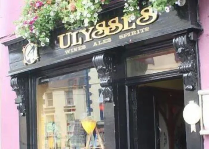 Greville Arms Hotel 3*